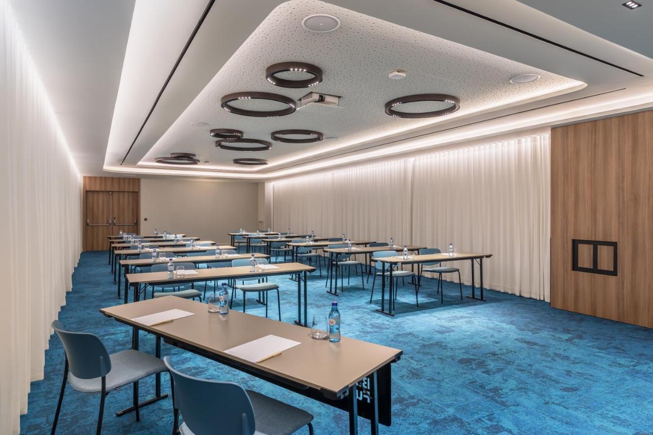 Barcelo Funchal Oldtown Hotell Exteriör bild Meeting room